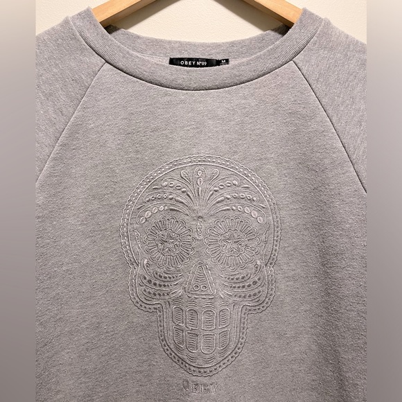 OBEY - crewneck sweater skull design - Picture 2 of 4